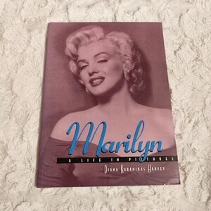 Marilyn: A Life In Pictures Marilyn Monroe Book Diana Karanikas Harvey